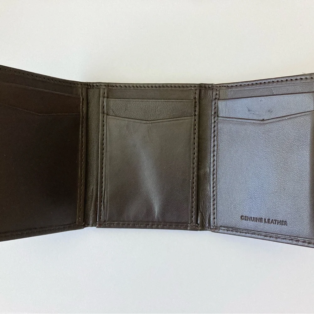 Mens Genuine Leather Folding Wallet Brown 4” x 3”
